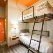 Adventure Hotel - Budget Twin Accommodation